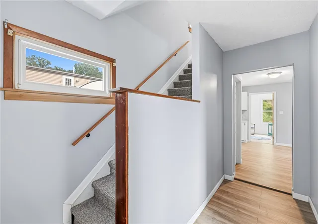 Photo 4 of Sale Pending at 364 Curtis St, Sharon, PA 16146 | MLS# 1766777 | Listing updated on 2026-09-10