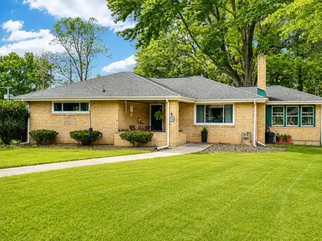Photo 1 of Single family home for sale at 4407 Greengrove Dr, Hampton, PA 15101 | MLS# 1766761 | Listing updated on 2026-10-28