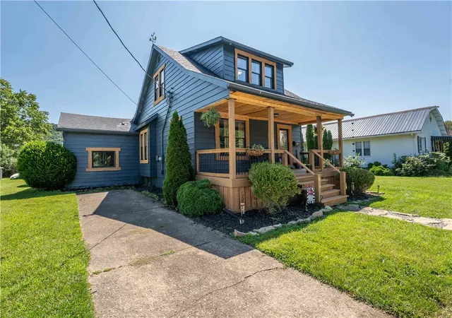 Photo 2 of Sale Pending at 829 Oden St, Confluence Boro, PA 15424 | MLS# 1766822 | Listing updated on 2026-10-01