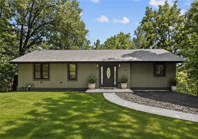 Single family home for sale at 233 Horseshoe Dr, Adams Twp, PA 16046 | MLS# 1765654
