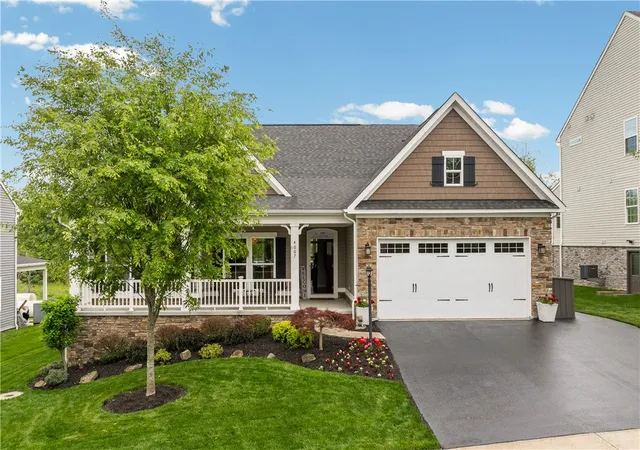 Photo 1 of Single family home for sale at 4007 Weatherburn Dr, Middlesex Twp, PA 16059 | MLS# 1766838 | Listing updated on 2026-09-07