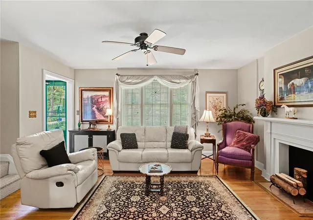 Photo 2 of House for sale at 506 Bigham Rd, Mt Washington, PA 15211 | MLS# 1766967 | Listing updated on 2026-09-05