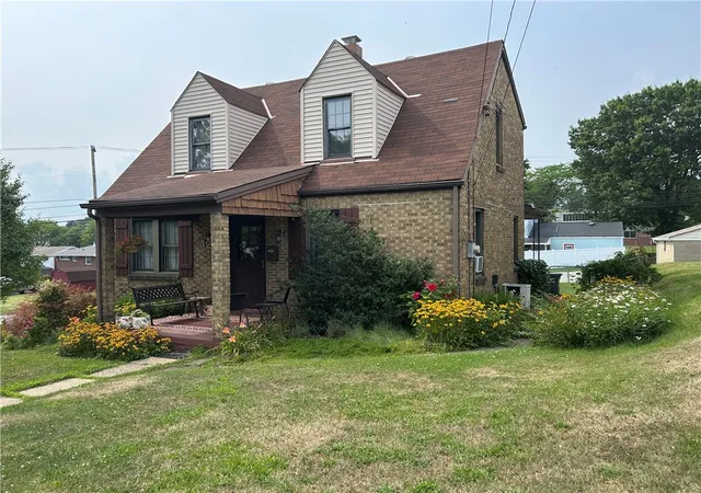 Photo 2 of Single family home for sale at 1253 10th Avenue, Harrison Twp, PA 15065 | MLS# 1767001 | Listing updated on 2026-09-02