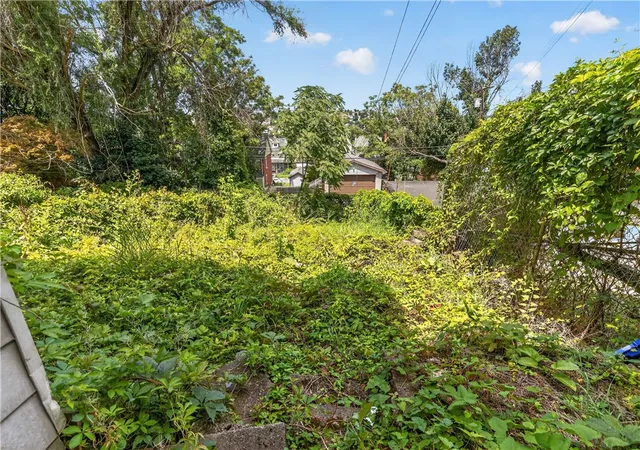 Photo 36 of Single family home for sale at 223 Suncrest St, Knoxville, PA 15210 | MLS# 1764353 | Listing updated on 2026-09-03