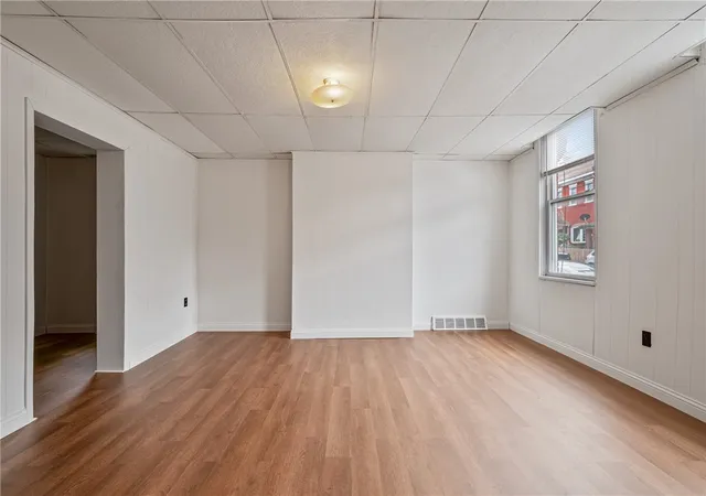 Listing Photo 5 - Condo for sale in building located at 147 44th St, Lawrenceville, PA 15201