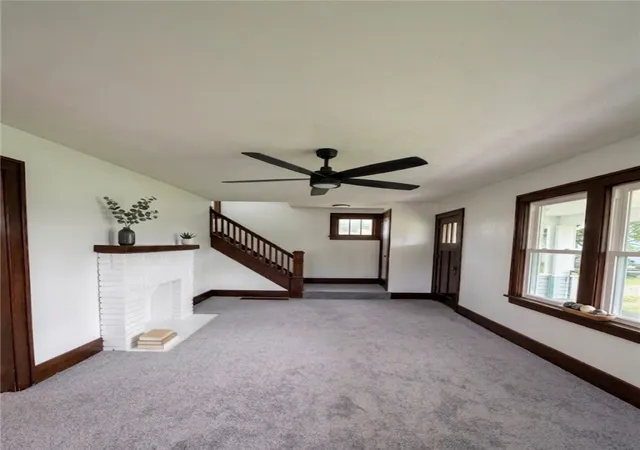 Photo 3 of Sale Pending at 195 Strawbridge Ave, Sharon, PA 16146 | MLS# 1767110 | Listing updated on 2026-09-23