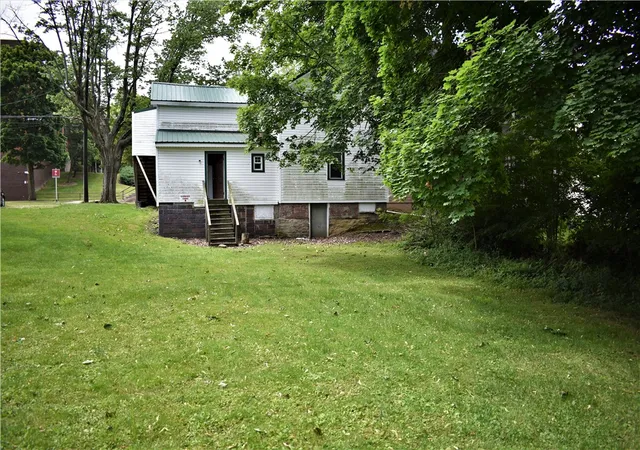 Photo 3 of Multi family home for sale at 1029 School St, Indiana, PA 15701 | MLS# 1767133 | Listing updated on 2026-09-14