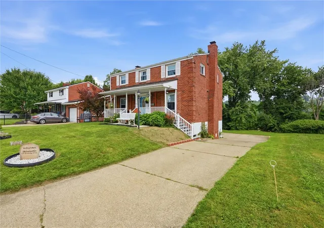 Photo 3 of Single family home for sale at 232 Fernledge Dr, New Kensington, PA 15068 | MLS# 1766611 | Listing updated on 2026-09-05