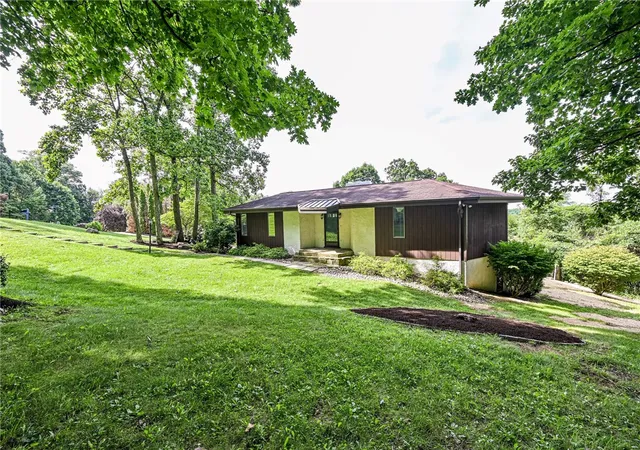 Photo 3 of Single family home for sale at 3150 Princeton Rd, Unity  Twp, PA 15601 | MLS# 1766991 | Listing updated on 2026-09-02