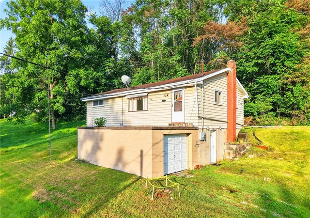 Photo 2 of Single family home for sale at 203 History Ln, Rostraver, PA 15012 | MLS# 1767257 | Listing updated on 2026-09-14