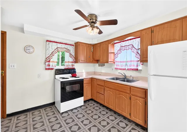 Photo 3 of Single family home for sale at 203 History Ln, Rostraver, PA 15012 | MLS# 1767257 | Listing updated on 2026-09-14