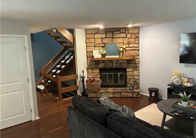 Photo 3 of Condo for sale at 304 Spring Run Dr, Monroeville, PA 15146 | MLS# 1766855 | Listing updated on 2026-09-03