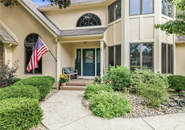 Photo 3 of Single family home for sale at 1144 Brookview Ct, Hermitage, PA 16148 | MLS# 1766901 | Listing updated on 2026-09-17