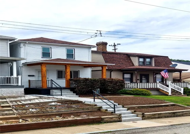 Photo 3 of Single family home for sale at 531 Fountain St, Blawnox, PA 15238 | MLS# 1767254 | Listing updated on 2026-09-08
