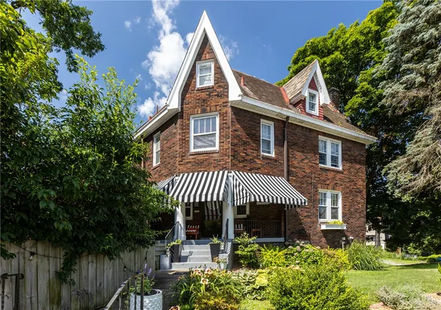 Photo 1 of Single family home for sale at 5454 Wellesley Ave, Highland Park, PA 15206 | MLS# 1766962 | Listing updated on 2026-09-11