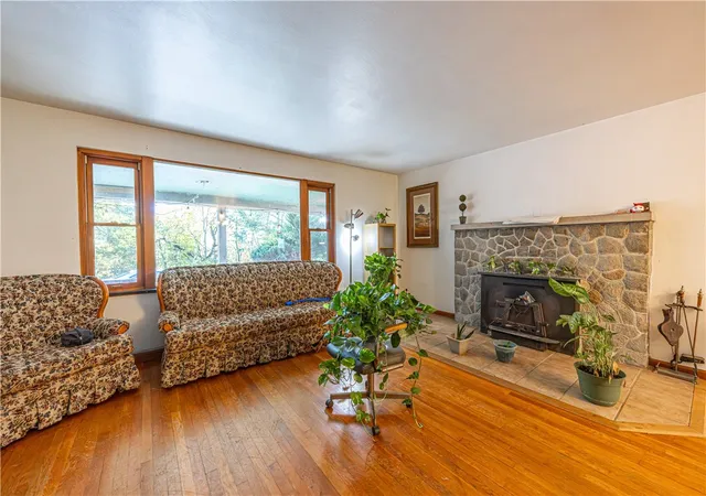 Photo 3 of Single family home for sale at 2035 Aurora Dr, New Kensington, PA 15068 | MLS# 1767310 | Listing updated on 2026-09-12