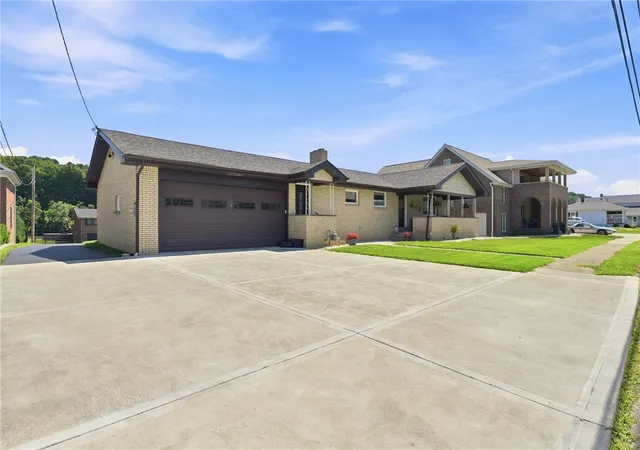 Photo 1 of Single family home for sale at 458 Bow St, Stockdale, PA 15483 | MLS# 1767357 | Listing updated on 2026-09-24