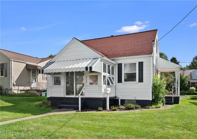 Photo 2 of Single family home for sale at 1738 Raymond Ave, Latrobe, PA 15650 | MLS# 1767263 | Listing updated on 2026-09-13