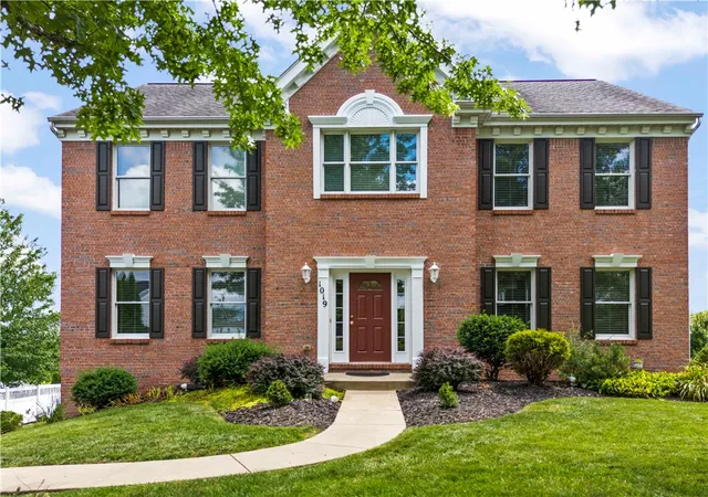 Photo 1 of Single family home for sale at 1019 Greenfield, Cecil, PA 15317 | MLS# 1767141 | Listing updated on 2026-09-01