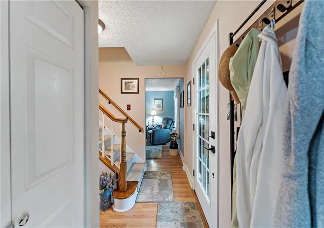 Photo 3 of Single family home for sale at 86 Fawnvue Dr, Robinson Twp, PA 15136 | MLS# 1767425 | Listing updated on 2026-09-07