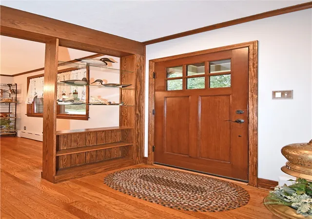 Photo 3 of Sale Pending at 207 Jefferson Dr, Mt Lebanon, PA 15228 | MLS# 1767173 | Listing updated on 2026-09-09