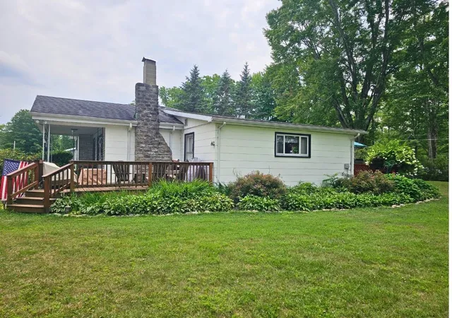 Photo 4 of Sale Pending at 10609 Perry Dr, Shenango, PA 16424 | MLS# 1767445 | Listing updated on 2026-09-09