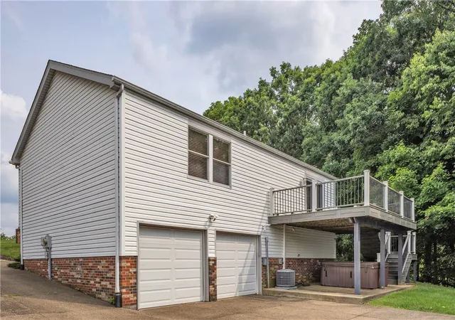 Photo 3 of Single family home for sale at 421 Rampart Blvd, Plum Boro, PA 15068 | MLS# 1767458 | Listing updated on 2026-09-14