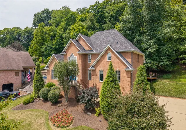 Photo 2 of Single family home for sale at 708 Acorn Ln, Jefferson Hills, PA 15025 | MLS# 1767027 | Listing updated on 2026-09-08