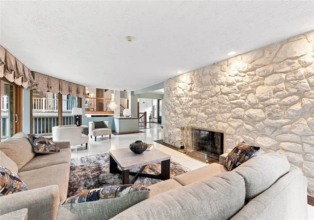 Photo 3 of Single family home for sale at 3150 Deerfield Ct, Murrysville, PA 15668 | MLS# 1767123 | Listing updated on 2026-09-15