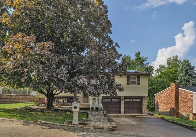 Photo 1 of Single family home for sale at 413 Springwood, Verona, PA 15147 | MLS# 1767323 | Listing updated on 2026-10-04