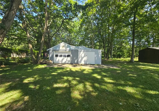 Photo 3 of Single family home for sale at 470 Glenridge Rd, Erie City, PA 16509 | MLS# 1767554 | Listing updated on 2026-09-04