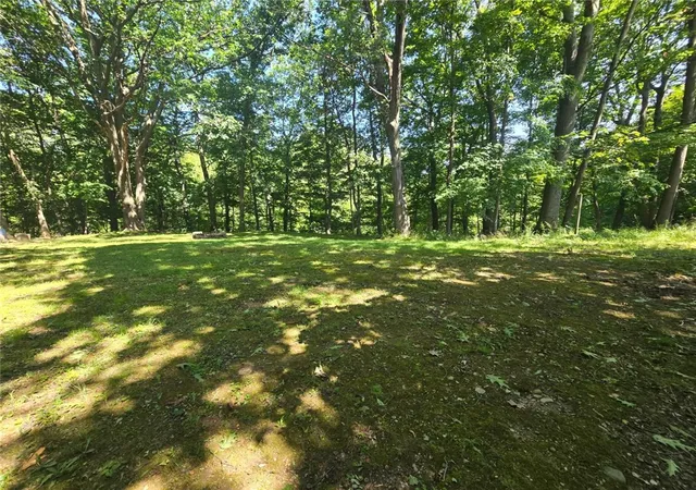 Photo 4 of Single family home for sale at 470 Glenridge Rd, Erie City, PA 16509 | MLS# 1767554 | Listing updated on 2026-09-04