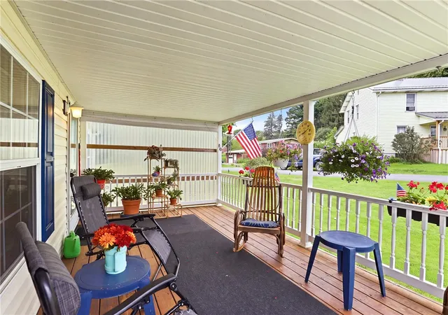 Photo 4 of Manufactured home for sale at 166 Waterloo St, Somerset Twp, PA 15541 | MLS# 1767572 | Listing updated on 2026-09-10