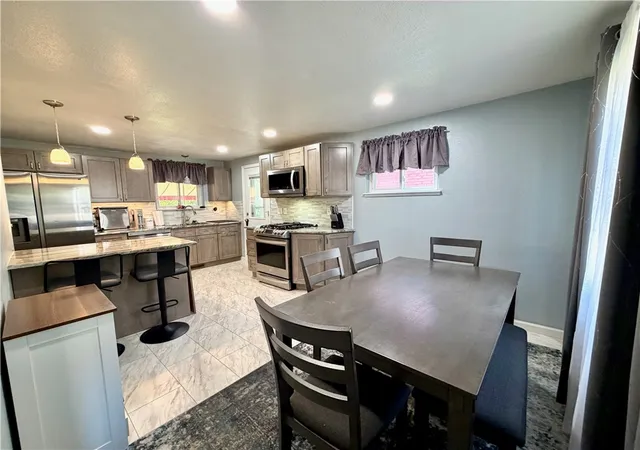 Photo 4 of Single family home for sale at 3604 Kaufmann Ave, Brentwood, PA 15227 | MLS# 1767581 | Listing updated on 2026-10-13