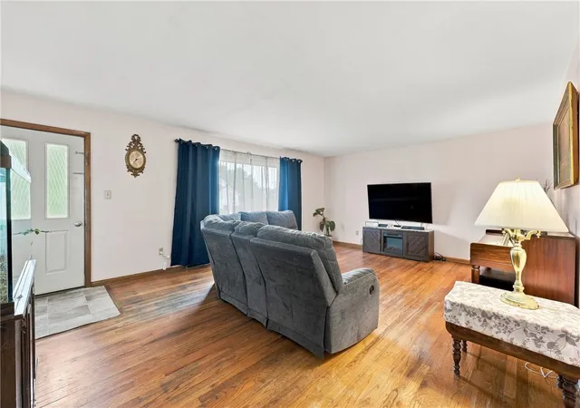 Photo 3 of Single family home for sale at 3203 Regis Dr, Erie City, PA 16510 | MLS# 1767611 | Listing updated on 2026-09-11