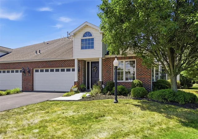 Photo 3 of Condo for sale at 4001 Senate Ct, Adams Twp, PA 16059 | MLS# 1767632 | Listing updated on 2026-10-18