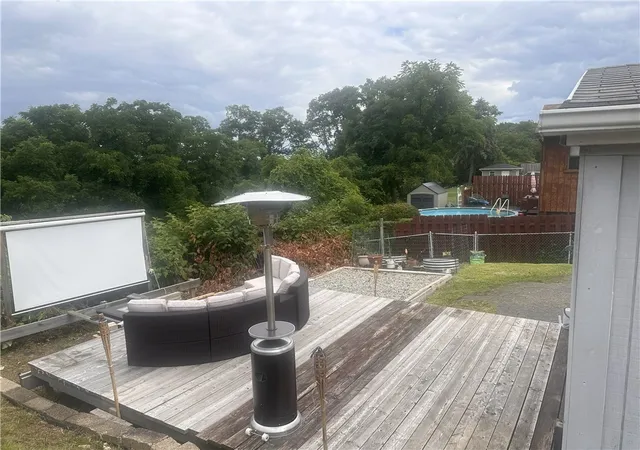 Photo 3 of Single family home for sale at 119 Preston Dr, N Braddock, PA 15104 | MLS# 1767078 | Listing updated on 2026-09-08