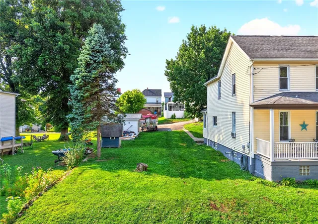 Photo 3 of Single family home for sale at 520 Garfield Ave, Scottdale, PA 15683 | MLS# 1767642 | Listing updated on 2026-10-14