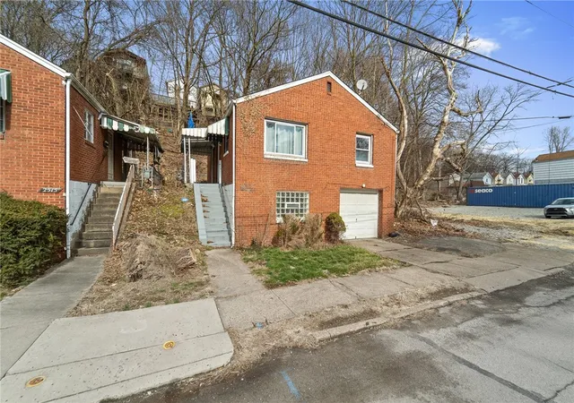 Photo 2 of Single family home for sale at 2517 Irwin, Mc Keesport, PA 15132 | MLS# 1767545 | Listing updated on 2026-09-11