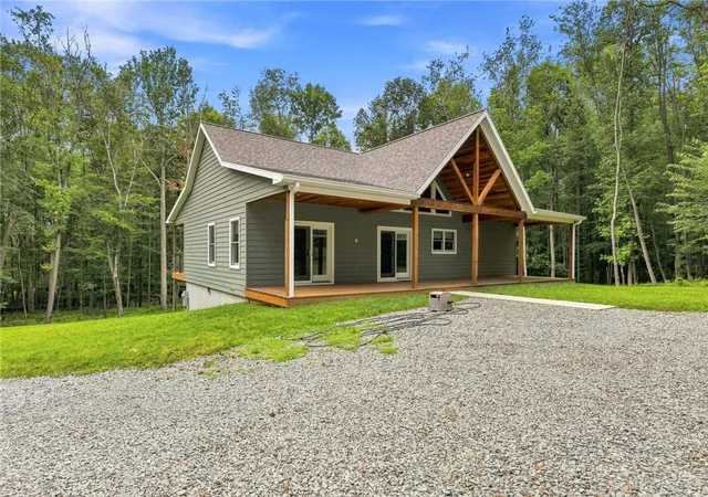 Photo 2 of Single family home for sale at 981 State Route 271, Fairfield Twp, PA 15658 | MLS# 1767311 | Listing updated on 2026-09-11
