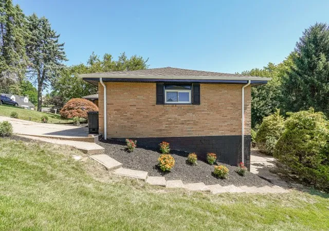 Photo 4 of Single family home for sale at 12 Jane, Kennedy Twp, PA 15108 | MLS# 1767355 | Listing updated on 2026-10-08