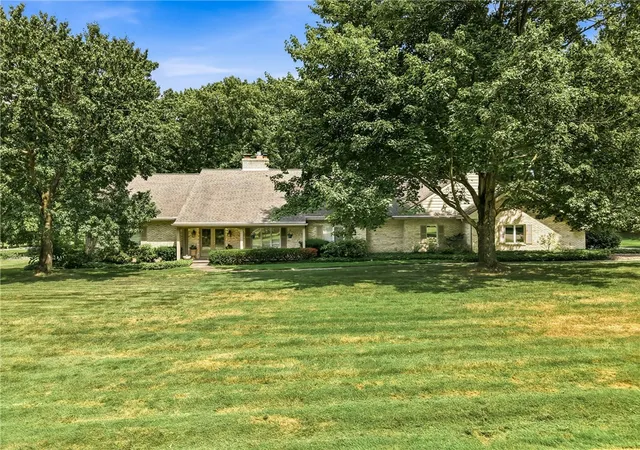 Photo 3 of Single family home for sale at 54 Oak Tree Ct, Shenango Twp, PA 16159 | MLS# 1767734 | Listing updated on 2026-09-14