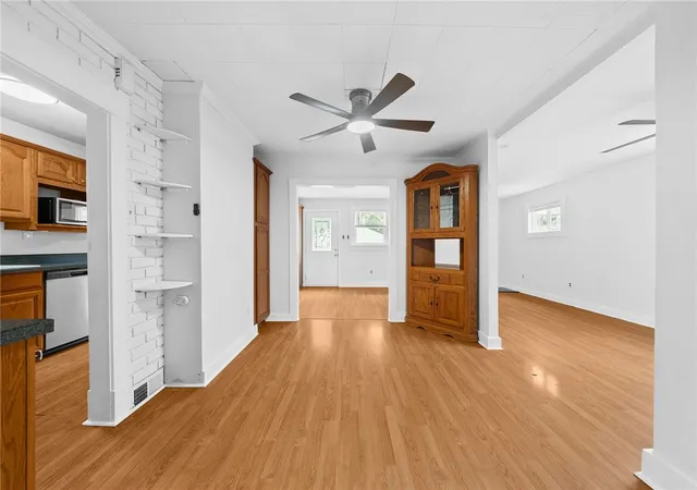 Photo 4 of Single family home for sale at 3108 Brentwood Ave, Brentwood, PA 15227 | MLS# 1766839 | Listing updated on 2026-09-11