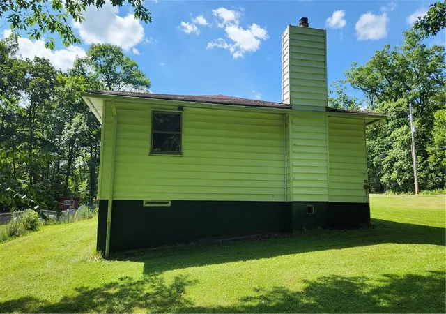 Photo 4 of Single family home for sale at 2062 Buxton Rd, Cherrytree Twp, PA 16354 | MLS# 1767800 | Listing updated on 2026-09-02