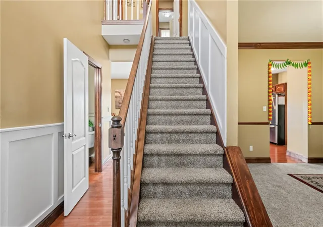Photo 3 of Single family home for sale at 2044 Sterling Dr, South Fayette, PA 15057 | MLS# 1767812 | Listing updated on 2026-10-17