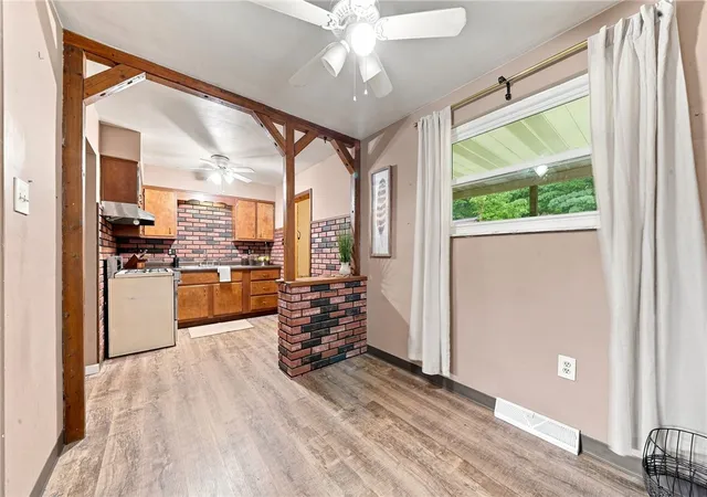Photo 3 of Single family home for sale at 814 N Penn St, Penn Twp, PA 15675 | MLS# 1767855 | Listing updated on 2026-09-02