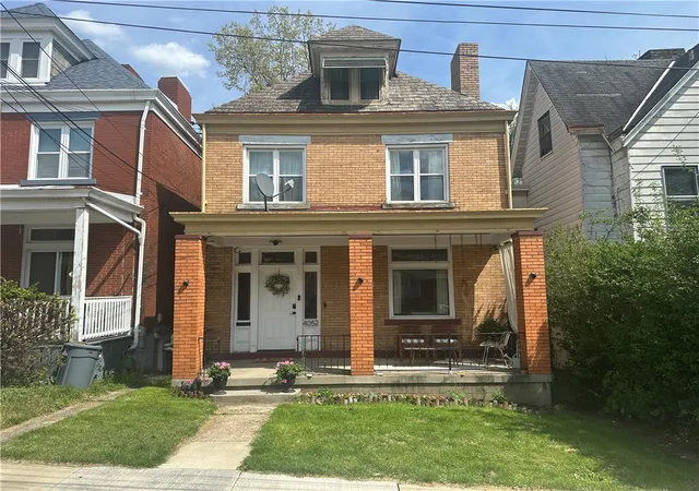 Photo 3 of Single family home for sale at 4052 Vinceton St, Observatory Hill, PA 15214 | MLS# 1767863 | Listing updated on 2026-09-12