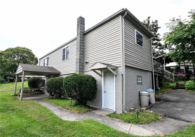 Photo 3 of Single family home for sale at 4649 Jefferson Ave, Hopewell, PA 15312 | MLS# 1767886 | Listing updated on 2026-09-13