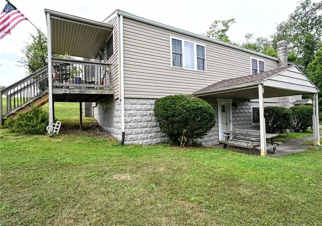 Photo 4 of Single family home for sale at 4649 Jefferson Ave, Hopewell, PA 15312 | MLS# 1767886 | Listing updated on 2026-09-13