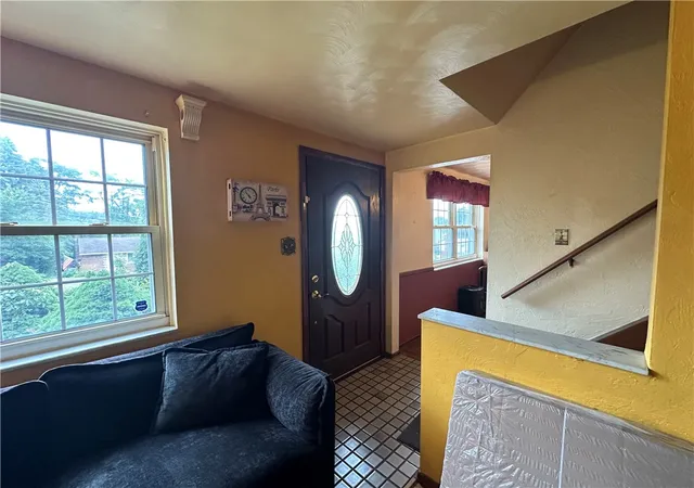 Photo 3 of Single family home for sale at 137 Macek Dr, Baldwin Boro, PA 15227 | MLS# 1767877 | Listing updated on 2026-09-01